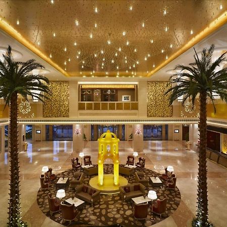 Sovereign Hotel Zhanjiang Extérieur photo