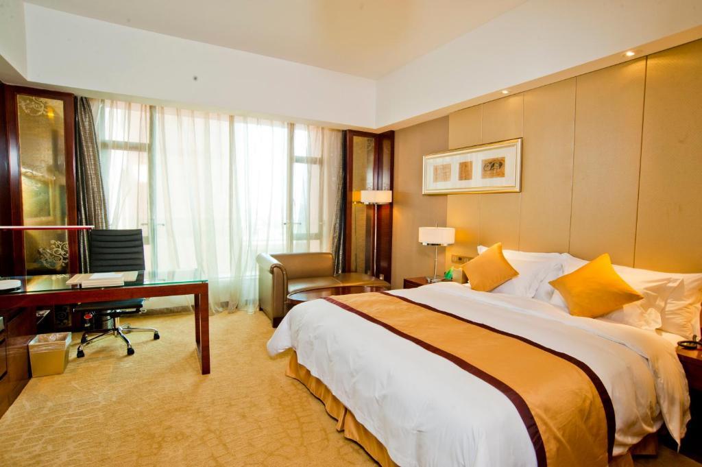 Sovereign Hotel Zhanjiang Chambre photo