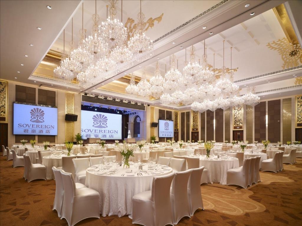 Sovereign Hotel Zhanjiang Extérieur photo